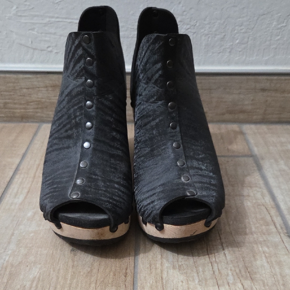 Elegant Black Platform Women's Shoes